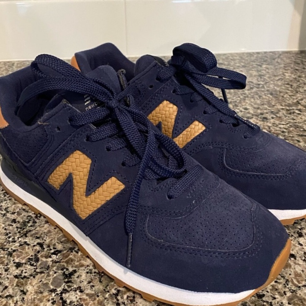 Womens New Balance 574
